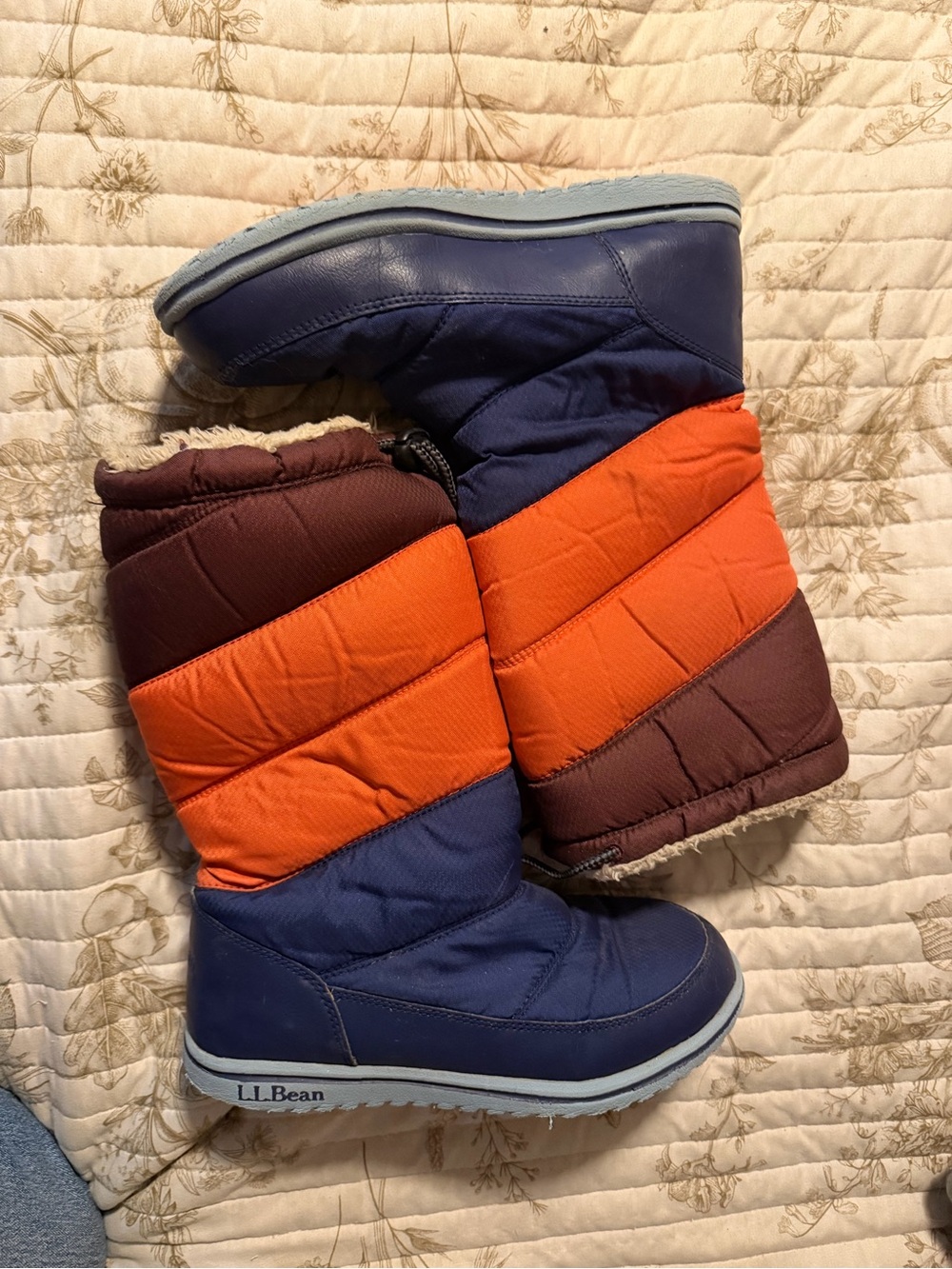 Kids winter boots
